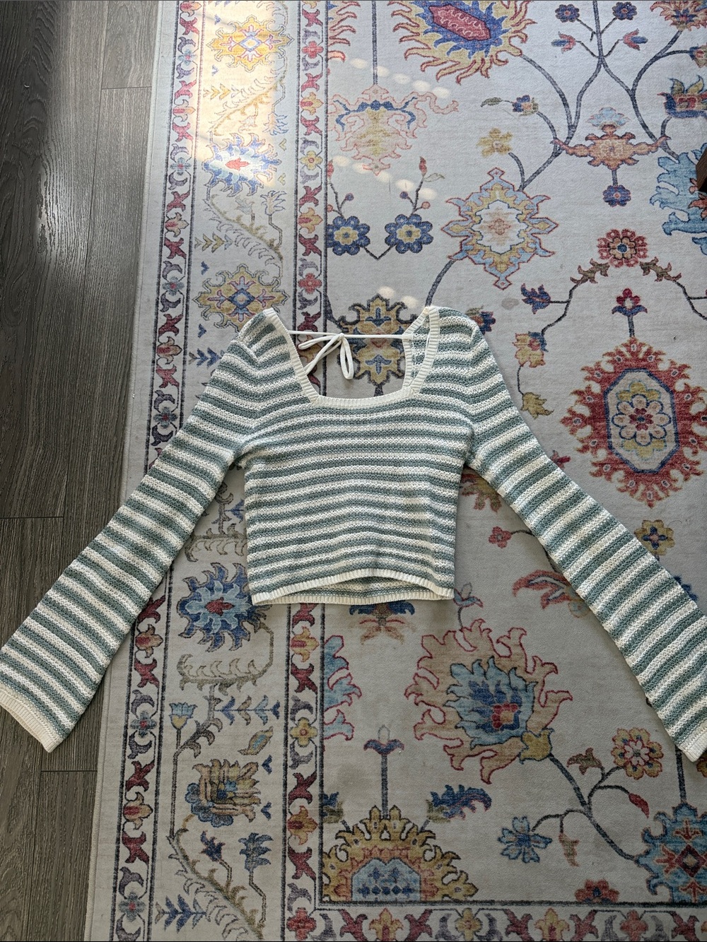 Hollister Striped Scoop-Neck Cropped Sweater — White & Sage